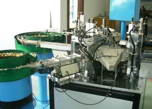 工業(yè)磁環(huán)、磁芯及塑料電子產(chǎn)品自動(dòng)排序擺盤包裝機(jī)的應(yīng)用與市場前景